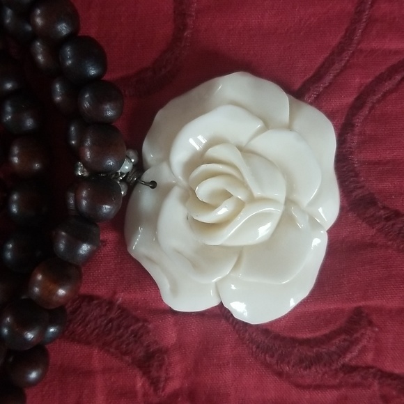 Suzanne kalan wood jade necklace - Picture 2 of 5